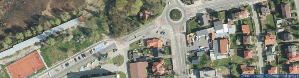Zdjęcie satelitarne Paczkomat InPost LUR09M