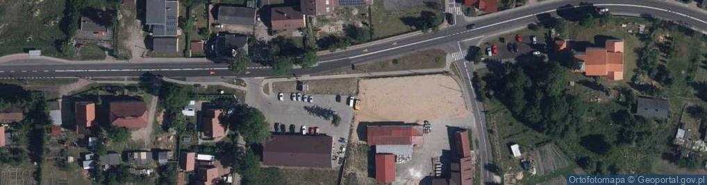 Zdjęcie satelitarne Paczkomat InPost LWX01M