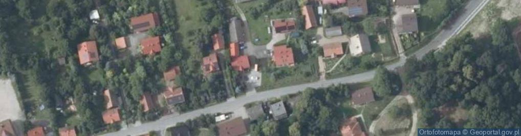 Zdjęcie satelitarne Paczkomat InPost LYX01G