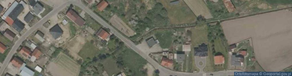 Zdjęcie satelitarne Paczkomat InPost LZCQ01M