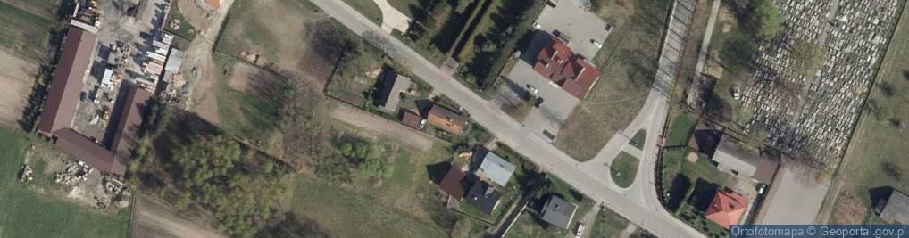 Zdjęcie satelitarne Paczkomat InPost LZO01M