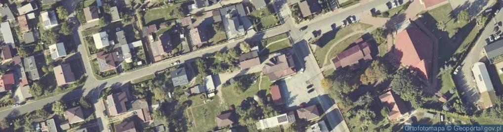 Zdjęcie satelitarne Paczkomat InPost MAA01M