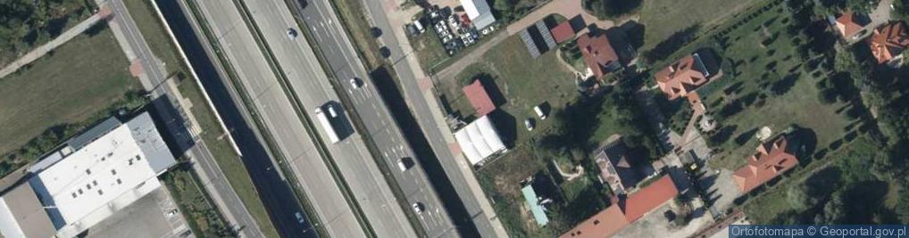 Zdjęcie satelitarne Paczkomat InPost MAJ01M