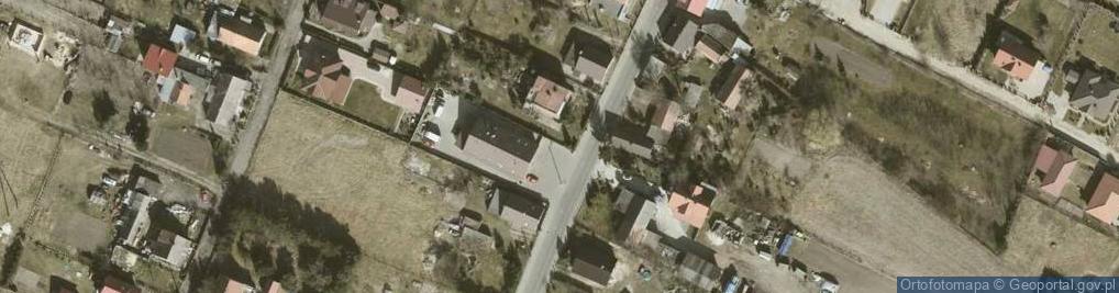 Zdjęcie satelitarne Paczkomat InPost MCC01N