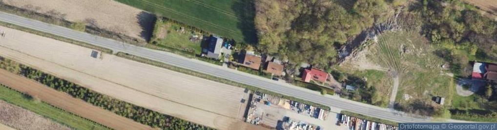 Zdjęcie satelitarne Paczkomat InPost MCH02BAPP