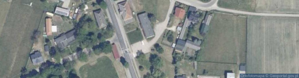 Zdjęcie satelitarne Paczkomat InPost MLSZ01BAPP