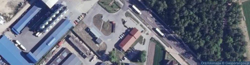 Zdjęcie satelitarne Paczkomat InPost MON04M