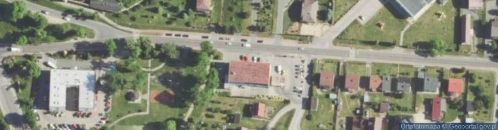 Zdjęcie satelitarne Paczkomat InPost MOW01A