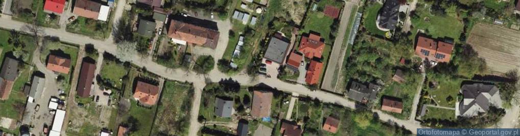 Zdjęcie satelitarne Paczkomat InPost MRK01M