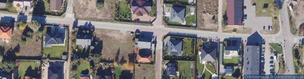 Zdjęcie satelitarne Paczkomat InPost MWC01A