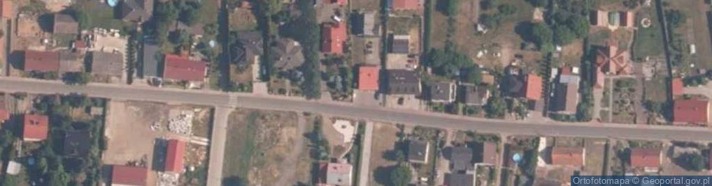 Zdjęcie satelitarne Paczkomat InPost NAM05M