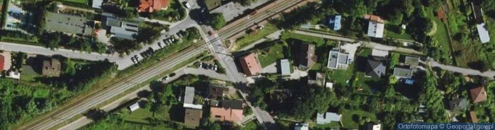 Zdjęcie satelitarne Paczkomat InPost NWI01B