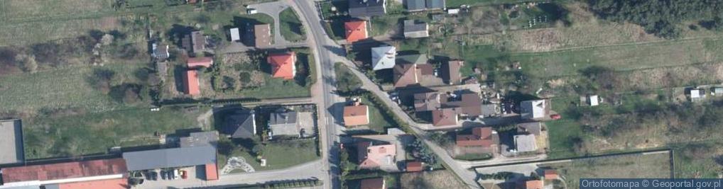 Zdjęcie satelitarne Paczkomat InPost OIX01M