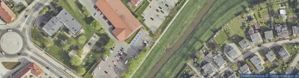 Zdjęcie satelitarne Paczkomat InPost OLW02M