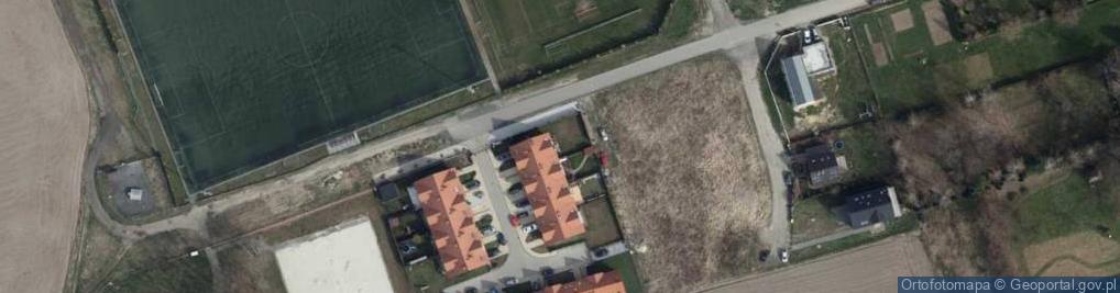 Zdjęcie satelitarne Paczkomat InPost OPO64M