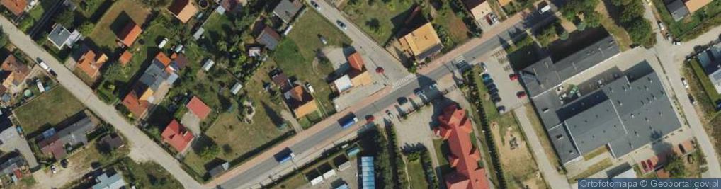 Zdjęcie satelitarne Paczkomat InPost OST04M