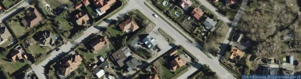 Zdjęcie satelitarne Paczkomat InPost OST10M