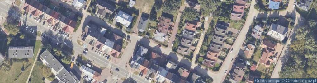 Zdjęcie satelitarne Paczkomat InPost OTS03M