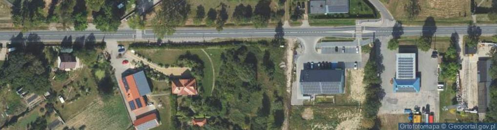 Zdjęcie satelitarne Paczkomat InPost OTT01M