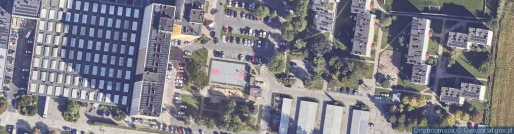 Zdjęcie satelitarne Paczkomat InPost OZM02N