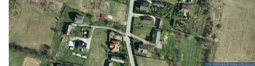 Zdjęcie satelitarne Paczkomat InPost PERL01M