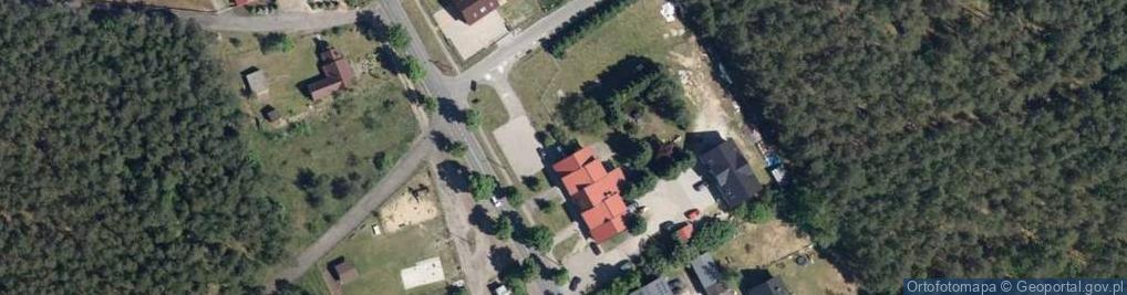 Zdjęcie satelitarne Paczkomat InPost PNE01M