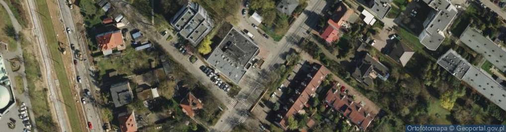 Zdjęcie satelitarne Paczkomat InPost POZ12M