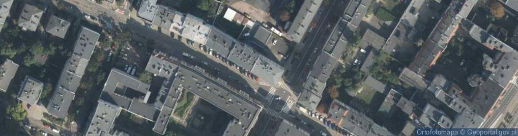 Zdjęcie satelitarne Paczkomat InPost POZ40H