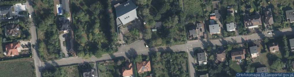 Zdjęcie satelitarne Paczkomat InPost POZ41BAPP