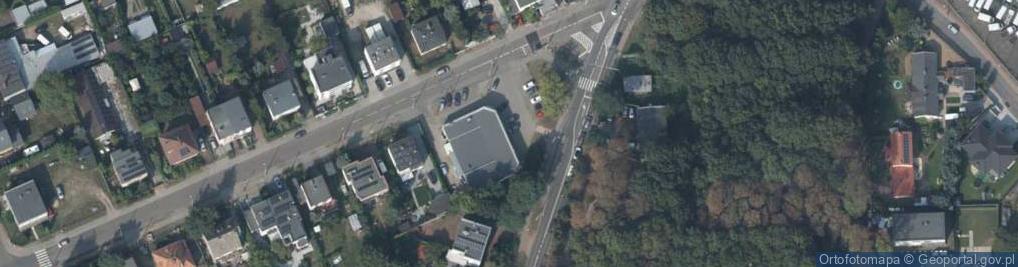 Zdjęcie satelitarne Paczkomat InPost POZ42N