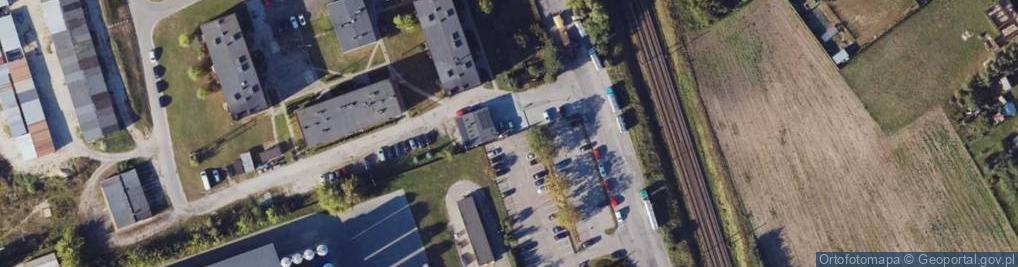 Zdjęcie satelitarne Paczkomat InPost PTK03M