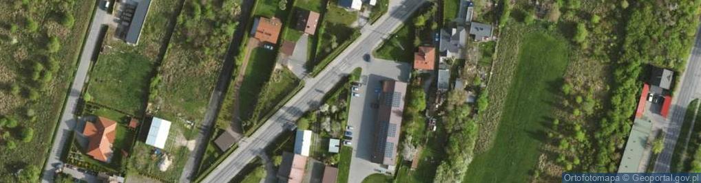 Zdjęcie satelitarne Paczkomat InPost PTR02M