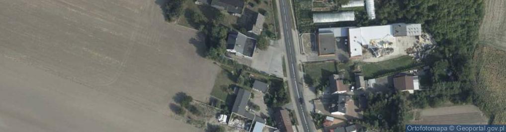 Zdjęcie satelitarne Paczkomat InPost QCZ01BAPP