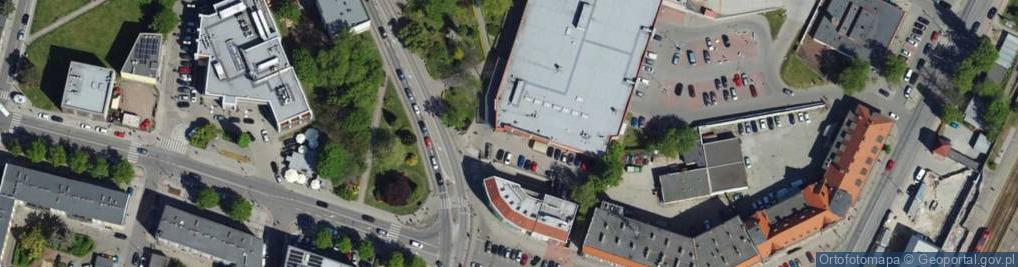 Zdjęcie satelitarne Paczkomat InPost RAC06N