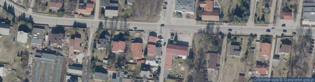 Zdjęcie satelitarne Paczkomat InPost REA01N