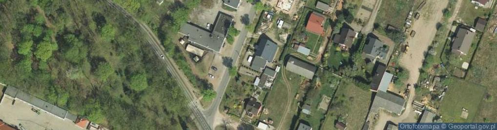 Zdjęcie satelitarne Paczkomat InPost ROGA01M