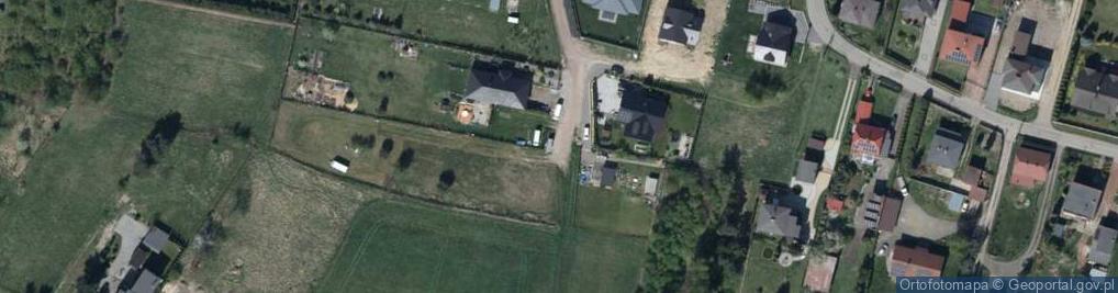 Zdjęcie satelitarne Paczkomat InPost RYB01G