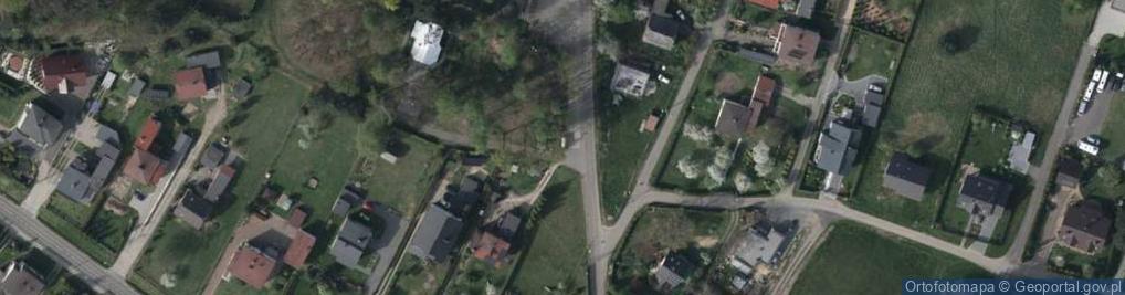 Zdjęcie satelitarne Paczkomat InPost RYB28M