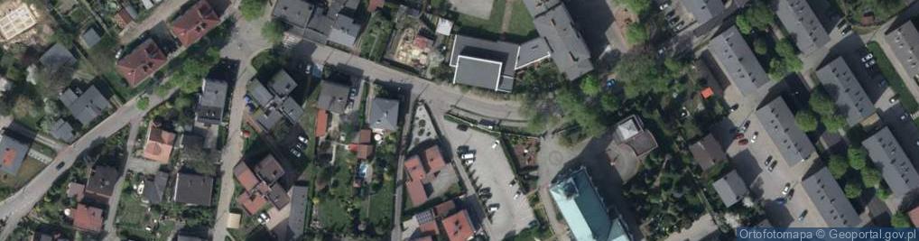 Zdjęcie satelitarne Paczkomat InPost RYB47M