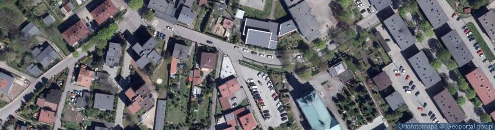 Zdjęcie satelitarne Paczkomat InPost RYB47M