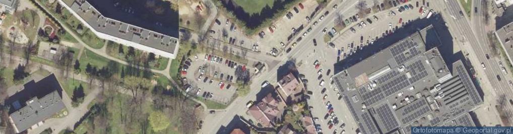 Zdjęcie satelitarne Paczkomat InPost RZE03N