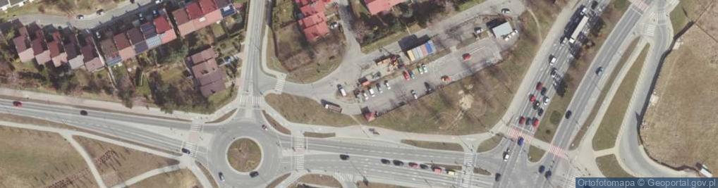 Zdjęcie satelitarne Paczkomat InPost RZE56M