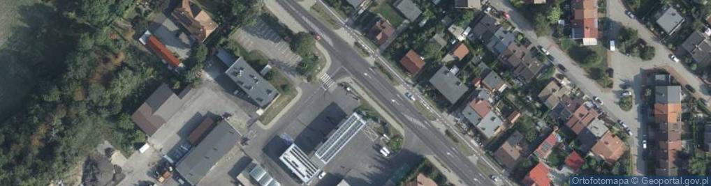 Zdjęcie satelitarne Paczkomat InPost SAM06M