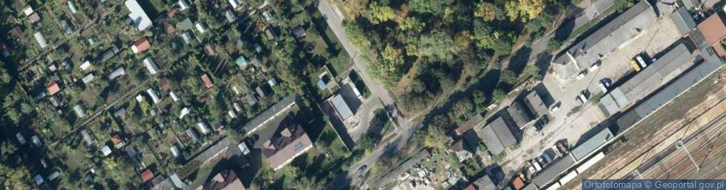 Zdjęcie satelitarne Paczkomat InPost SKK02N