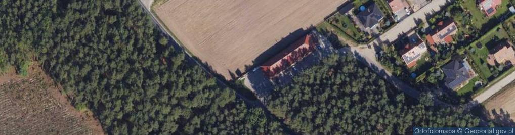 Zdjęcie satelitarne Paczkomat InPost SLQ01M