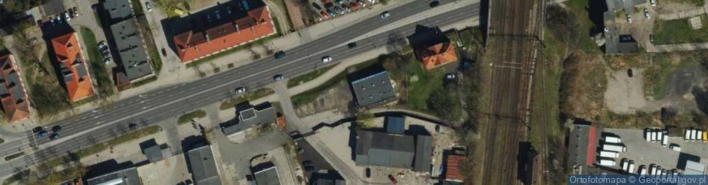 Zdjęcie satelitarne Paczkomat InPost SLU12A