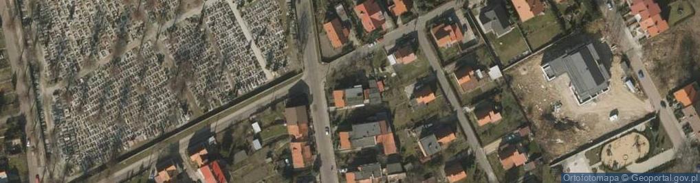 Zdjęcie satelitarne Paczkomat InPost STM03M