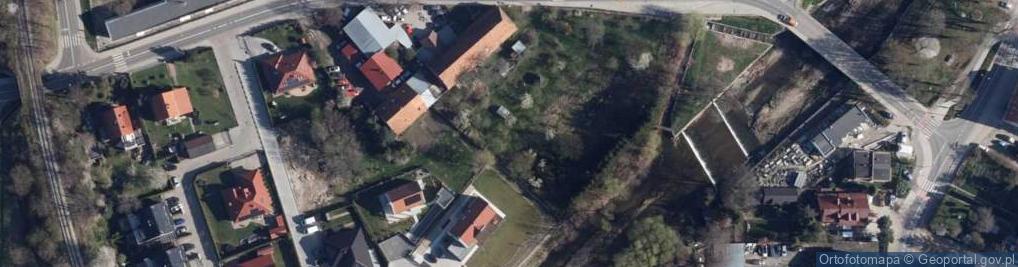 Zdjęcie satelitarne Paczkomat InPost SWI04BAPP