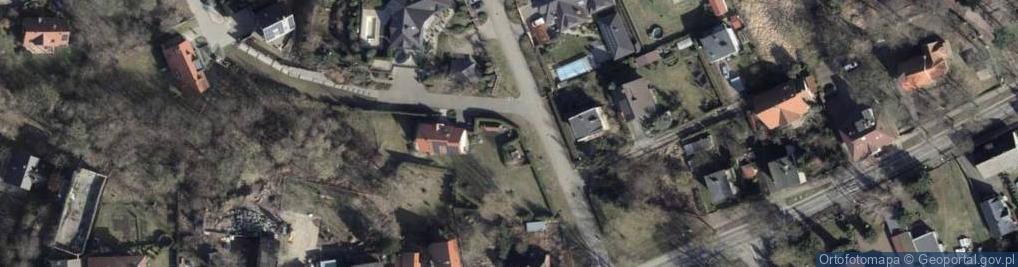 Zdjęcie satelitarne Paczkomat InPost SZC20BAPP