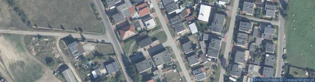 Zdjęcie satelitarne Paczkomat InPost SZM01APP